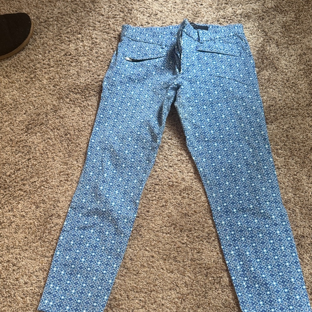 Gap Blue Patterned Capris - image 1